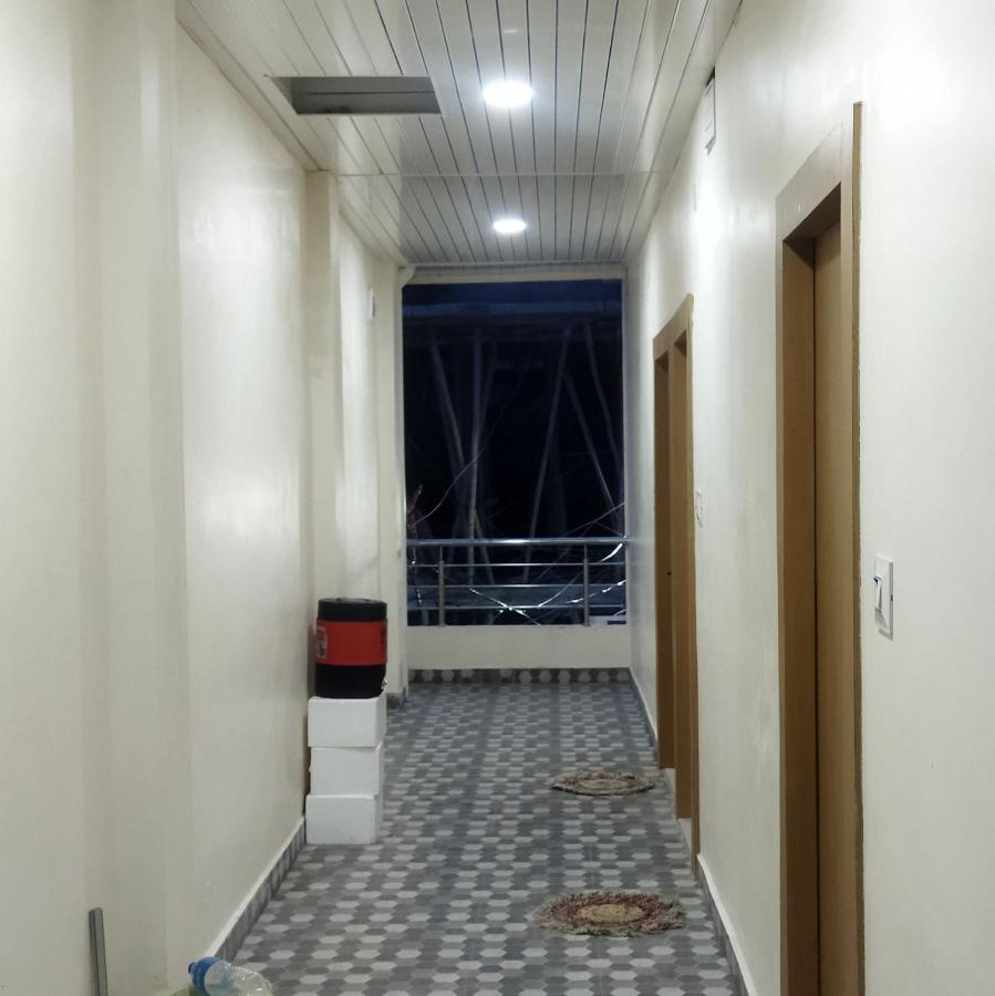 Shree Gajlaxmi Hotel Walking Distance From Mahakaleswar Ujjain Bagian luar foto