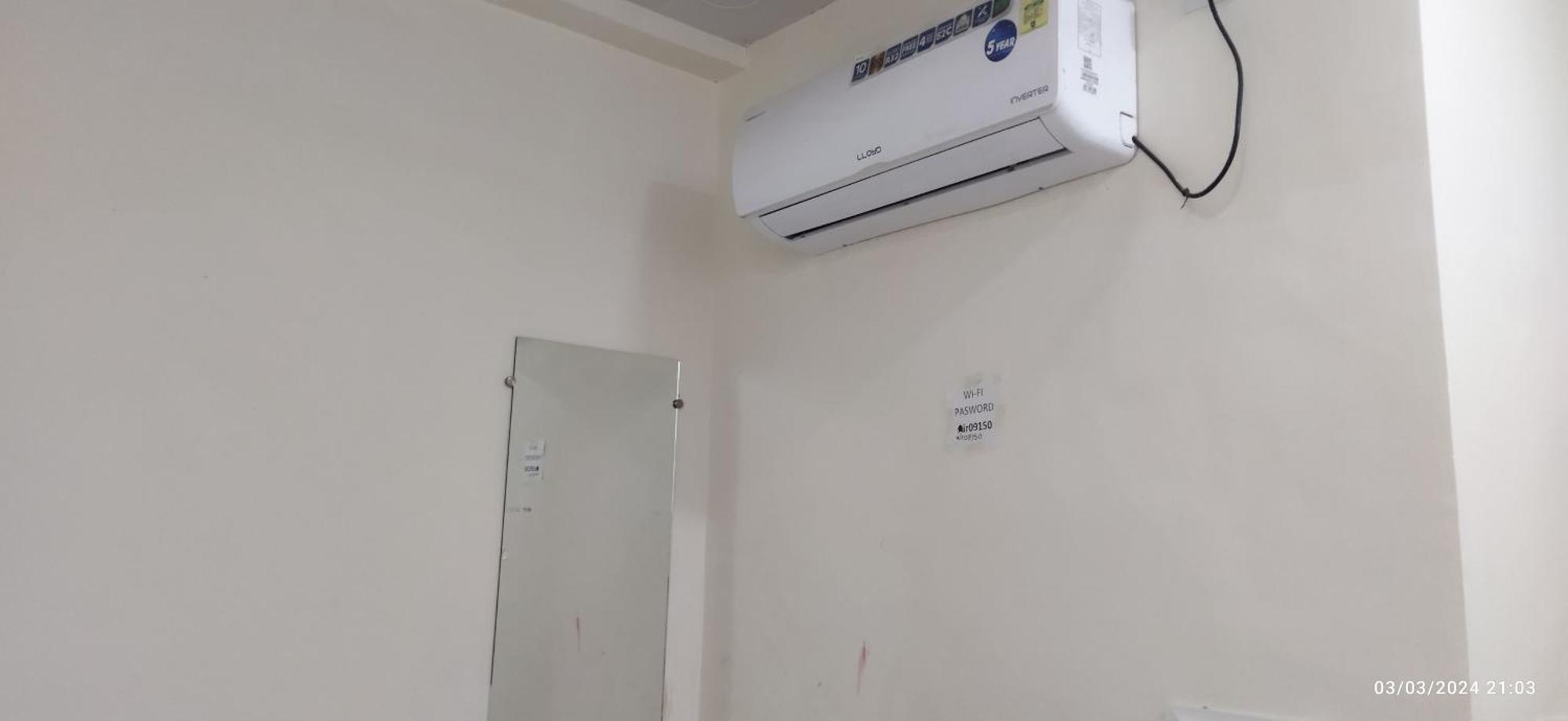 Shree Gajlaxmi Hotel Walking Distance From Mahakaleswar Ujjain Bagian luar foto